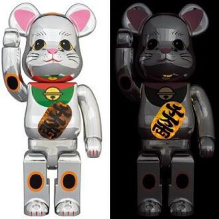 メディコムトイ(MEDICOM TOY)のBE@RBRICK 招き猫 銀メッキ 発光 400％(その他)