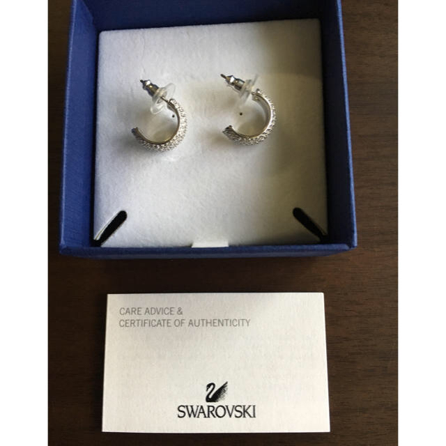 SWAROVSKI(スワロフスキー)のスワロフスキーピアス  新品、未使用 レディースのアクセサリー(ピアス)の商品写真