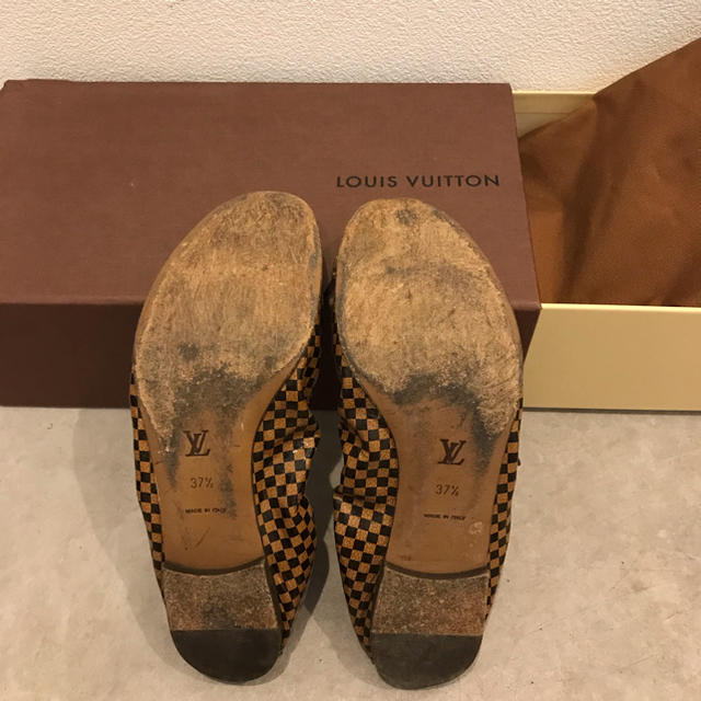 LOUIS VUITTON(ルイヴィトン)のルイヴィトン ダミエ フラットシューズ 37.5 レディースの靴/シューズ(バレエシューズ)の商品写真