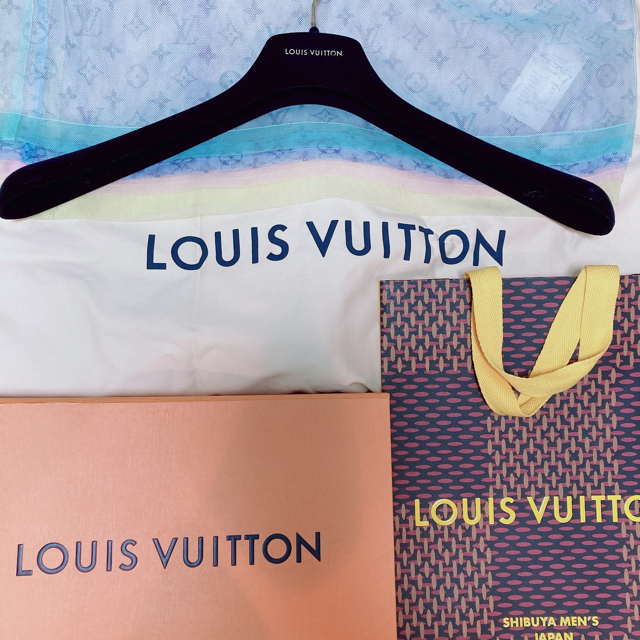 LOUIS VUITTON(ルイヴィトン)の定価22万 新品 タグ付き ヴィトン 2020春夏 ランウェイ Tシャツ メンズのトップス(Tシャツ/カットソー(半袖/袖なし))の商品写真