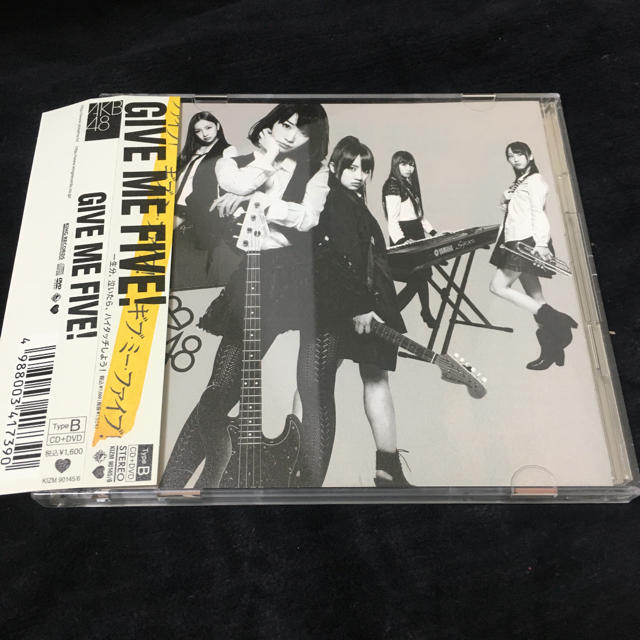 AKB48(エーケービーフォーティーエイト)のGIVE ME FIVE!(Type B) 未再生品 エンタメ/ホビーのCD(ポップス/ロック(邦楽))の商品写真