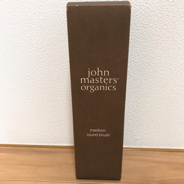 John Masters Organics(ジョンマスターオーガニック)のジョンマスター ラウンドブラシ コスメ/美容のヘアケア/スタイリング(ヘアブラシ/クシ)の商品写真