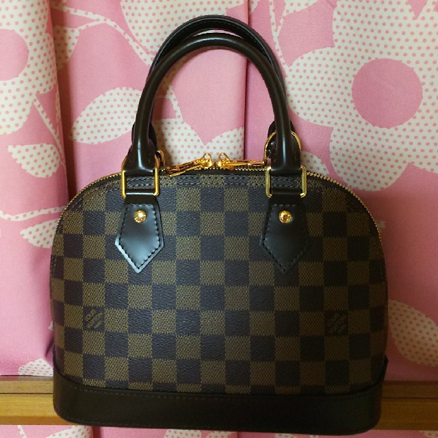 LOUIS VUITTON ショルダーバッグ