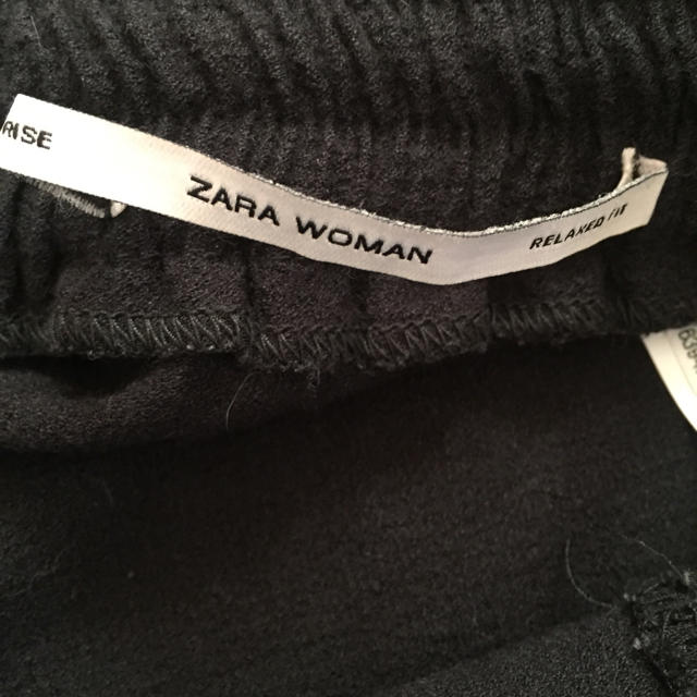 ZARA(ザラ)のザラ パンツ レディースのパンツ(サルエルパンツ)の商品写真