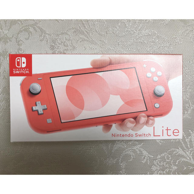 任天堂　Switch lite  コーラル　新品未使用　スイッチライト