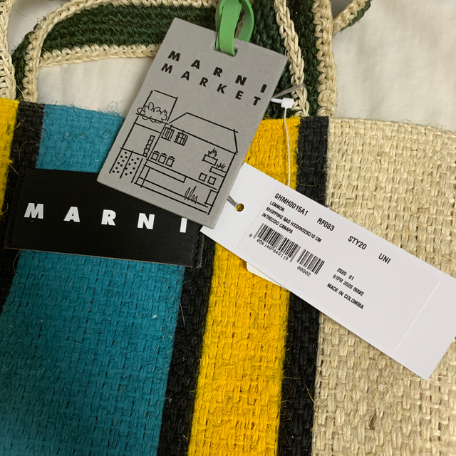 Marni(マルニ)の【お値下げしました！新品未使用】MARNIクロシェハンドルカナパバッグ レディースのバッグ(かごバッグ/ストローバッグ)の商品写真
