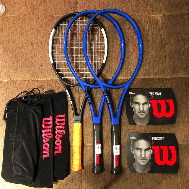 wilson(ウィルソン)のプロスタッフ97L レーバーカップ　2本　laver cup ＋おまけ1本 スポーツ/アウトドアのテニス(ラケット)の商品写真