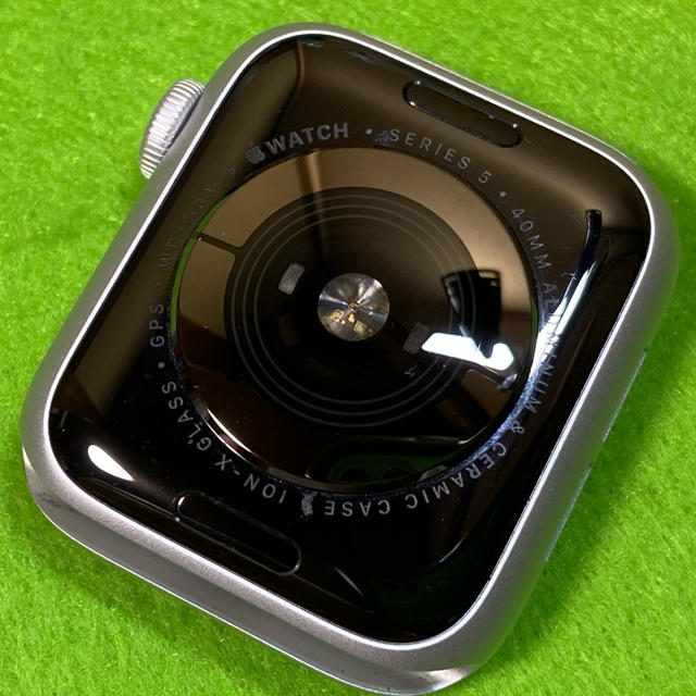 美品 Apple Watch Series 5 シルバーアルミ 40MM 美品 Apple Watch Series 5 シルバーアルミ 40MM