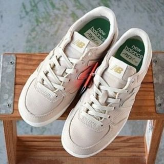 ニューバランス(New Balance)のCRT300DI OATMEAL 『LIMITED販売店限定品』 28cm(スニーカー)