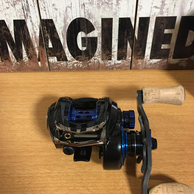 REVO DEEZ8（レボ・ディーズ8）｜AbuGarcia｜釣具の総合メーカー