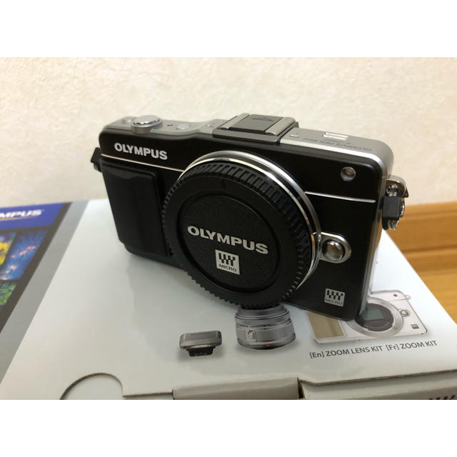 OLYMPUS(オリンパス)のmanaさん専用OLYMPUS PEN mini E-PM2 ズームレンズキット スマホ/家電/カメラのカメラ(ミラーレス一眼)の商品写真