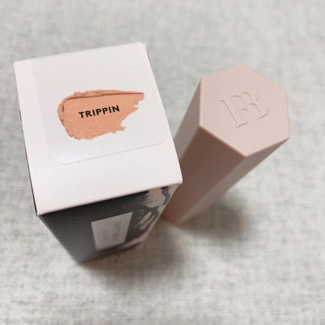 Sephora(セフォラ)のfenty beauty ♡ MATCH STIX TRIPPIN コスメ/美容のベースメイク/化粧品(チーク)の商品写真