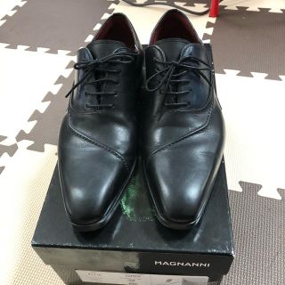 サントーニ(Santoni)のマグナーニ　ドレスシューズ　39 ブラック(ドレス/ビジネス)