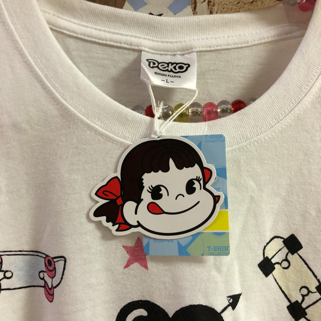 サンリオ(サンリオ)のペコちゃんTシャツ　男女兼用 レディースのトップス(Tシャツ(半袖/袖なし))の商品写真