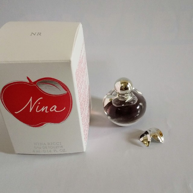 NINA RICCI(ニナリッチ)のニナ リッチ  香水★オードトワレ★4ml コスメ/美容の香水(香水(女性用))の商品写真