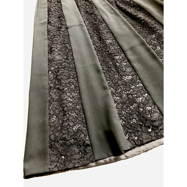ADORE(アドーア)のLE PHIL ル フィル　予約販売　フラワーコードレーススカート　0 レディースのスカート(ロングスカート)の商品写真