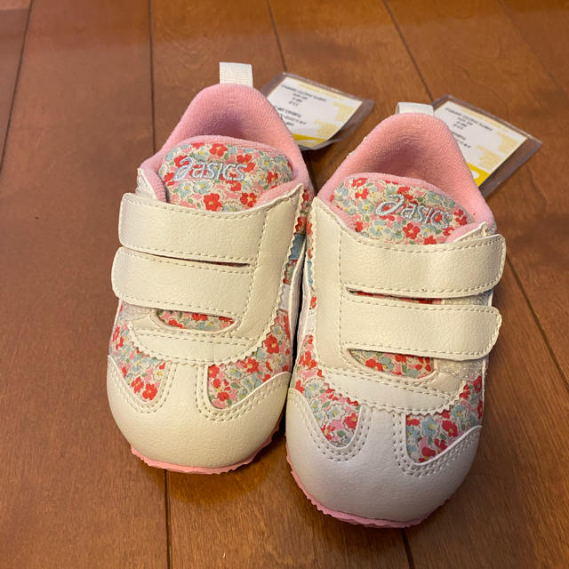 asics(アシックス)のrosycheek様専用 キッズ/ベビー/マタニティのベビー靴/シューズ(~14cm)(スニーカー)の商品写真