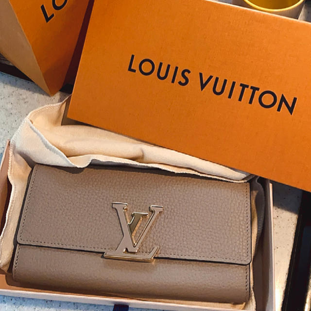 最高 LOUIS VUITTON - 新品未使用ルイヴィトンカプシーヌ長財布 財布