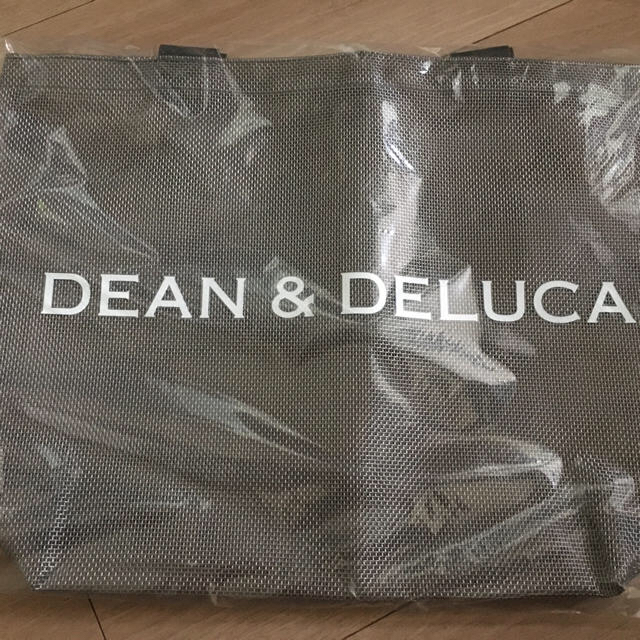 DEAN & DELUCA(ディーンアンドデルーカ)の新品 DEAN & DELUCA メッシュトートバッグ シルバーS&Lサイズ レディースのバッグ(トートバッグ)の商品写真