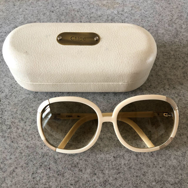 Chloe - Chloe クロエ白 サングラスの通販 by Moni's shop Chloe - Chloe クロエ白 サングラスの通販 by Moni's shop