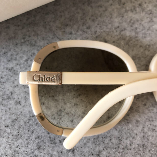 Chloe - Chloe クロエ白 サングラスの通販 by Moni's shop Chloe - Chloe クロエ白 サングラスの通販 by Moni's shop