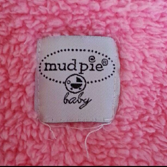 Mud Pie(マッドパイ)のマッドパイ　スタイ　よだれかけ　ピンク キッズ/ベビー/マタニティのこども用ファッション小物(ベビースタイ/よだれかけ)の商品写真