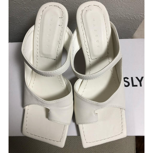 SLY(スライ)のバイマで購入❕インポートサンダル新品同様✴︎白トングヒールサンダル レディースの靴/シューズ(サンダル)の商品写真