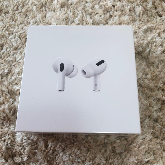 ヘッドフォン/イヤフォンAirPods Pro（再値下げ）