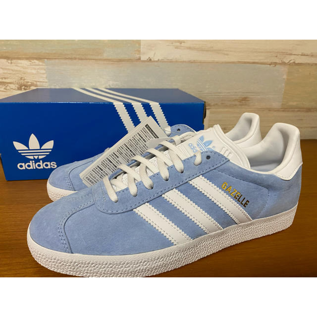 adidas(アディダス)の新品　23.5㎝　adidas アディダス GAZELLE W ガゼル　 レディースの靴/シューズ(スニーカー)の商品写真