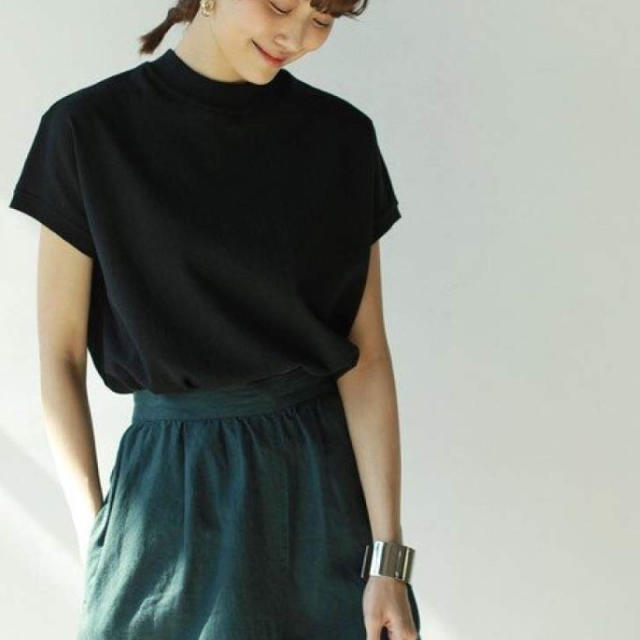 coen(コーエン)の新品〈coen〉USAコットンハイネックTシャツ  黒 ブラック レディースのトップス(Tシャツ(半袖/袖なし))の商品写真