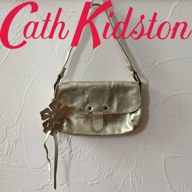 Cath Kidston(キャスキッドソン)の新品 キャスキッドソン ハンドバッグ メタリックレザーゴールド レディースのバッグ(ハンドバッグ)の商品写真