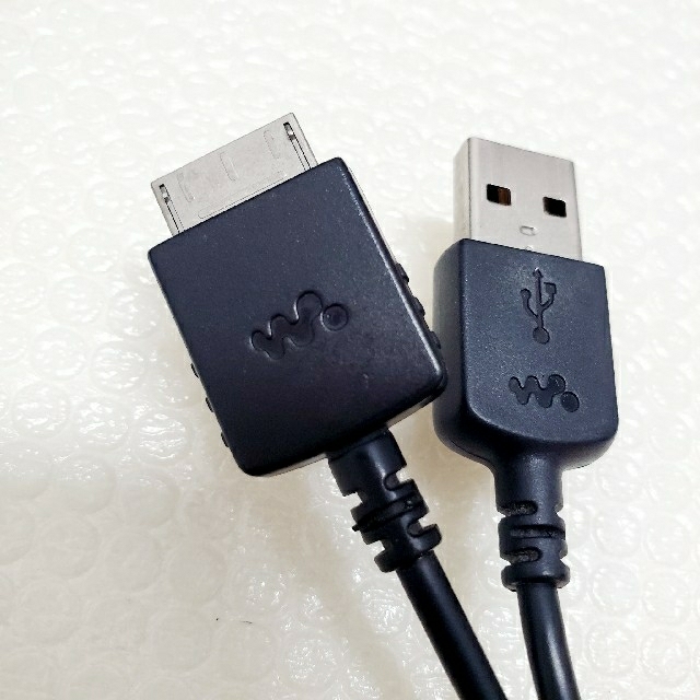 WALKMAN(ウォークマン)のウォークマン USBケーブル WMC-NW20MU スマホ/家電/カメラのオーディオ機器(ポータブルプレーヤー)の商品写真