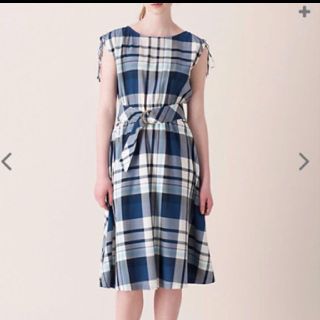 バーバリーブルーレーベル(BURBERRY BLUE LABEL)のBURBERRY ブルーレーベル フレアスリーブワンピース(ひざ丈ワンピース)