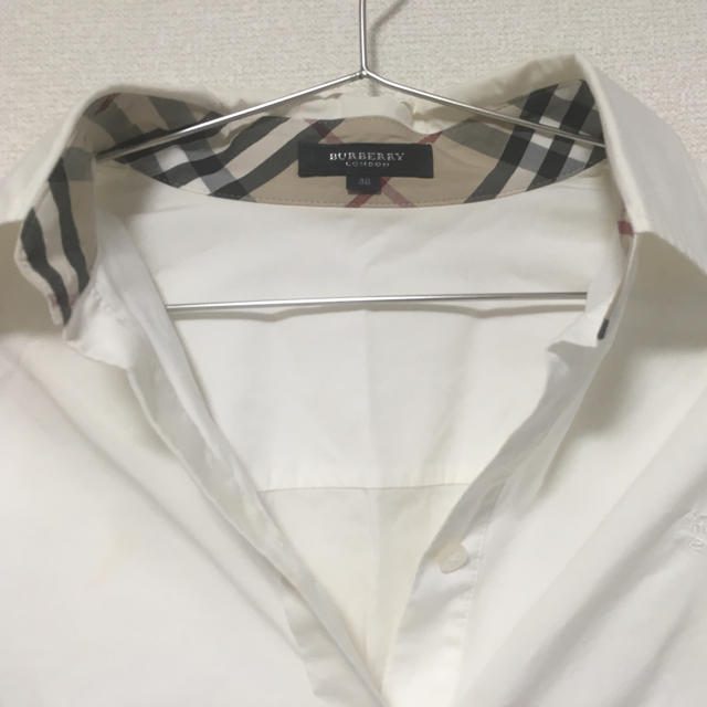 BURBERRY(バーバリー)のバーバリー　シャツ レディースのトップス(シャツ/ブラウス(長袖/七分))の商品写真