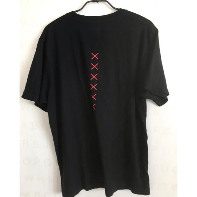 UNIQLO(ユニクロ)のUNIQLO 東京喰種 コラボ Tシャツ Mサイズ 鈴屋什造 メンズのトップス(Tシャツ/カットソー(半袖/袖なし))の商品写真