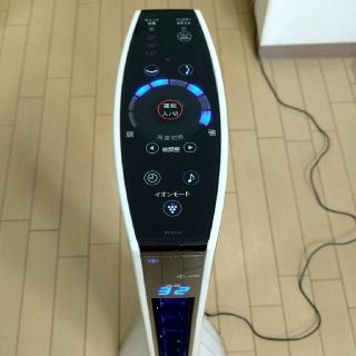 シャープ(SHARP)のシャープ SHARP プラズマクラスタースリムイオンファン(扇風機)