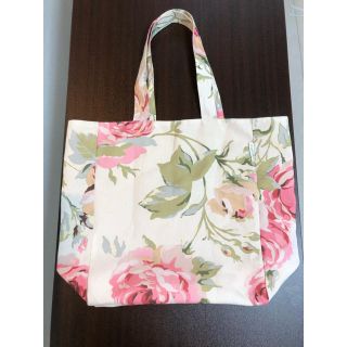 ローラアシュレイ(LAURA ASHLEY)のLAURAASHLEY手提げ袋(トートバッグ)