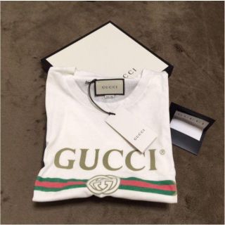 グッチ ロゴtシャツの通販 0点以上 Gucciを買うならラクマ