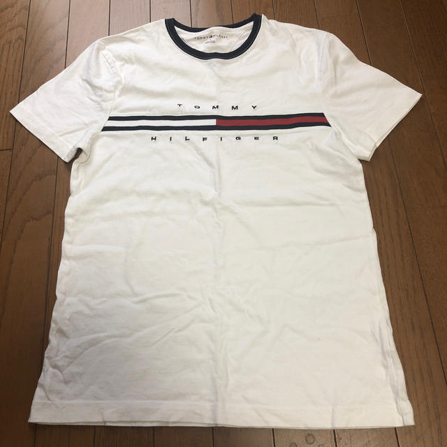 TOMMY HILFIGER(トミーヒルフィガー)のtommy hilflger レディースのトップス(Tシャツ(半袖/袖なし))の商品写真