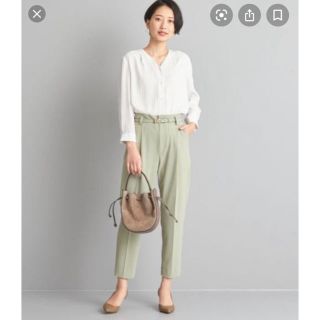 ユナイテッドアローズグリーンレーベルリラクシング(UNITED ARROWS green label relaxing)のWORK TRIP OUTFITS テーパードパンツ　(カジュアルパンツ)