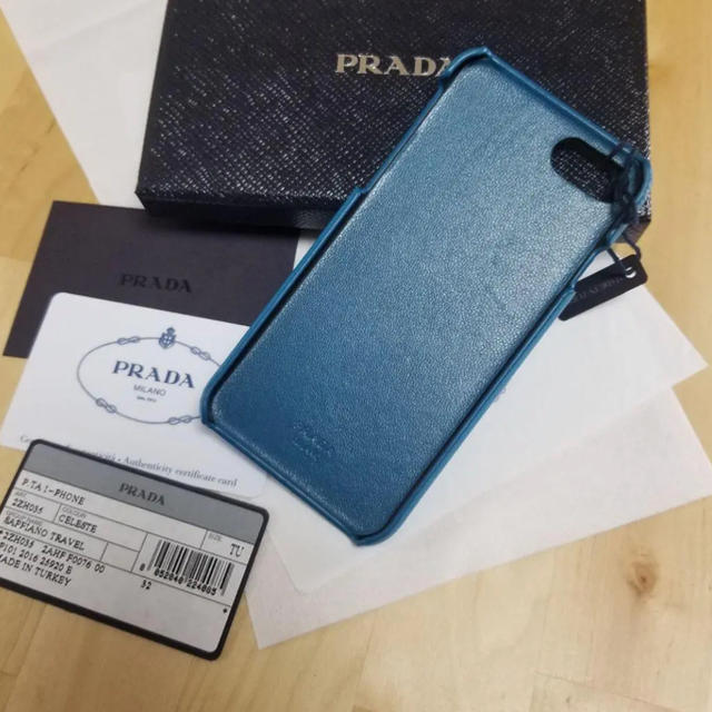 PRADA(プラダ)のPRADA アイフォンケース　iPhone se 2  ハイブランド スマホ/家電/カメラのスマホアクセサリー(iPhoneケース)の商品写真