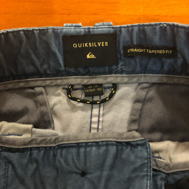 QUIKSILVER(クイックシルバー)のQUIKSILVER ハーフパンツ　US23 テーパードシルエット キッズ/ベビー/マタニティのキッズ服男の子用(90cm~)(パンツ/スパッツ)の商品写真