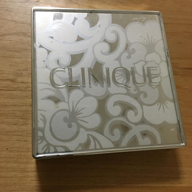 CLINIQUE(クリニーク)のクリニークメイクアップコンパクト コスメ/美容のキット/セット(コフレ/メイクアップセット)の商品写真