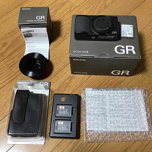 美品】RICOH GRIII + アクセサリー（リコー GR3） - コンパクト ...