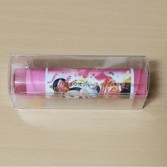 Disney(ディズニー)のミニー　リップクリーム　ディズニー35周年　ローズの香り コスメ/美容のスキンケア/基礎化粧品(リップケア/リップクリーム)の商品写真