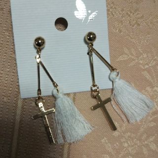 クロス×タッセルピアス(ピアス)