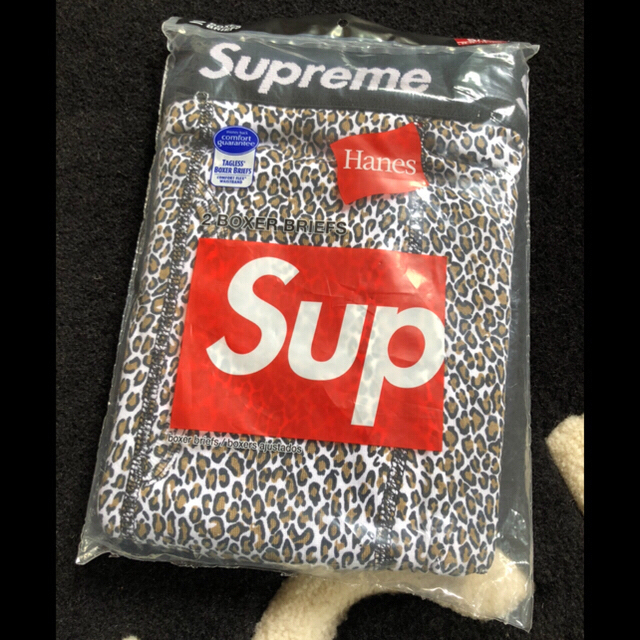 Supreme(シュプリーム)の✨最終値下✨早い者勝ち✨SUPREME Hanes ボクサーパンツ ブリーフ✨ メンズのアンダーウェア(ボクサーパンツ)の商品写真