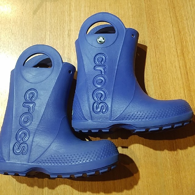 crocs(クロックス)のクロックス　長靴　18㎝　C11 キッズ/ベビー/マタニティのキッズ靴/シューズ(15cm~)(長靴/レインシューズ)の商品写真