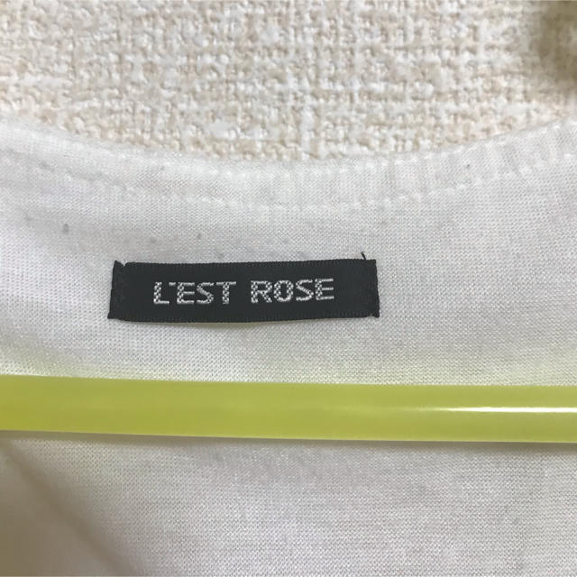 L'EST ROSE(レストローズ)のレストローズ白シフォンブラウス　Mサイズ レディースのトップス(シャツ/ブラウス(半袖/袖なし))の商品写真