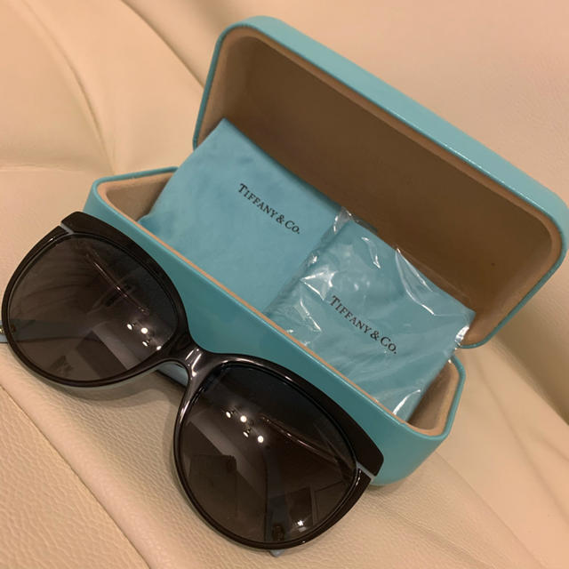 Tiffany&Co. サングラス 未使用 31日まで最終値下げ Tiffany&Co. サングラス 未使用 31日まで最終値下げ